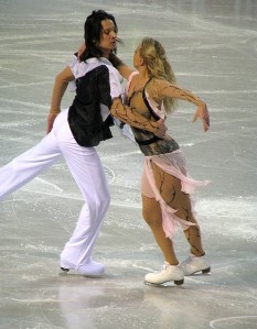 Pairs figure skating